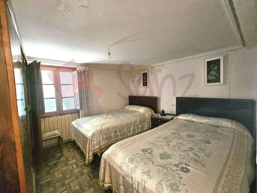 Habitación de Casa o chalet en venta en Ocón con Calefacción, Jardín privado y Terraza