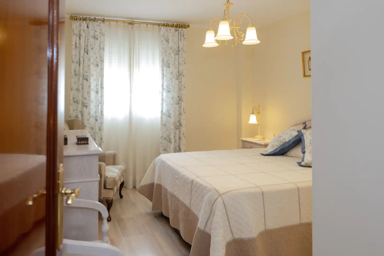 Flat with lift for sale in Calle Juan de Canderrera, imagen 12
