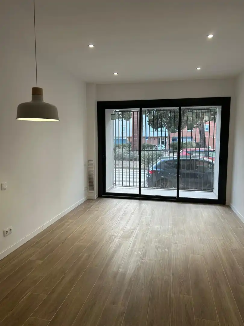 Living room of Ground floor for sale in Sabadell  with Parquet flooring
