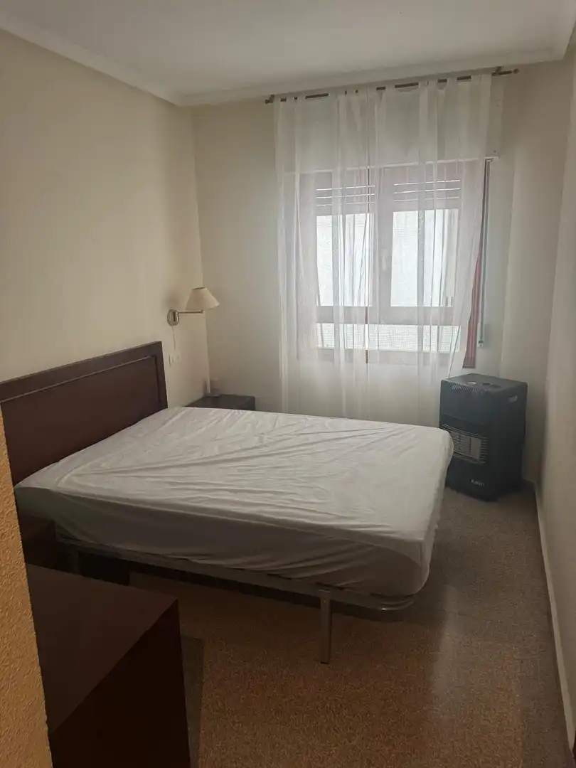 Schlafzimmer von Wohnung zur Miete in Elda