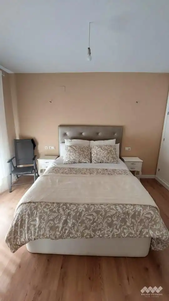 Dormitori de Casa o xalet en venda en Alhaurín de la Torre amb Aire condicionat, Jardí privat i Terrassa