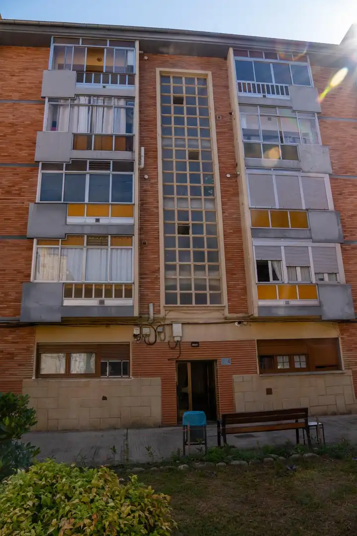 Exterior view of Flat for sale in Aller  with Heating and Furnished