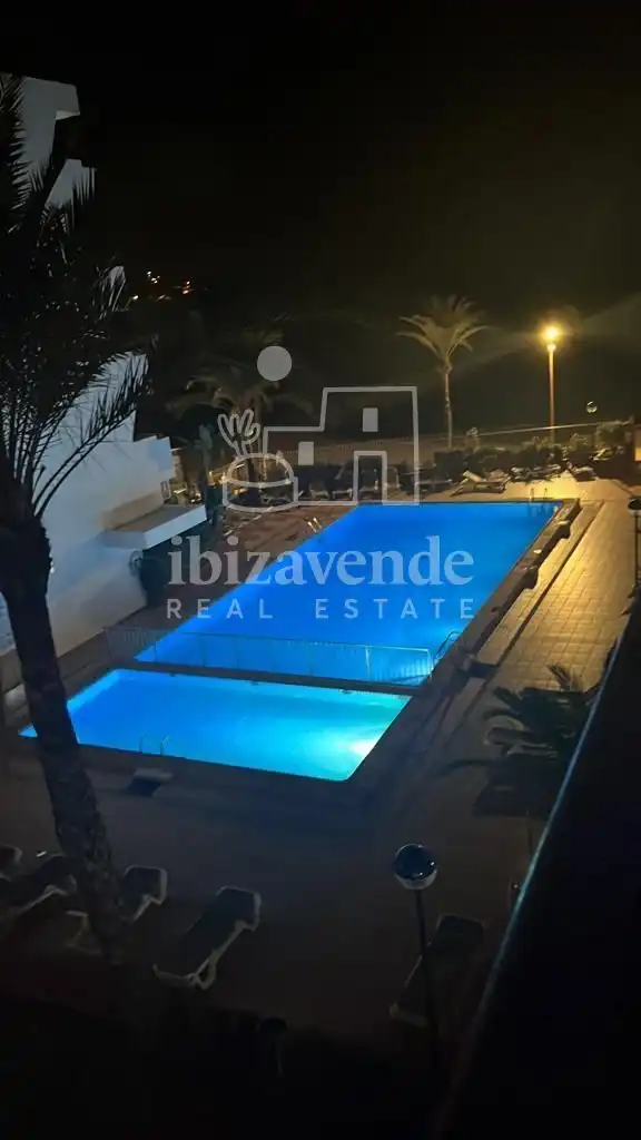 Pis de lloguer a Pere Matutes Noguera, Ses Figueretes - Platja d'en Bossa - Cas Serres
