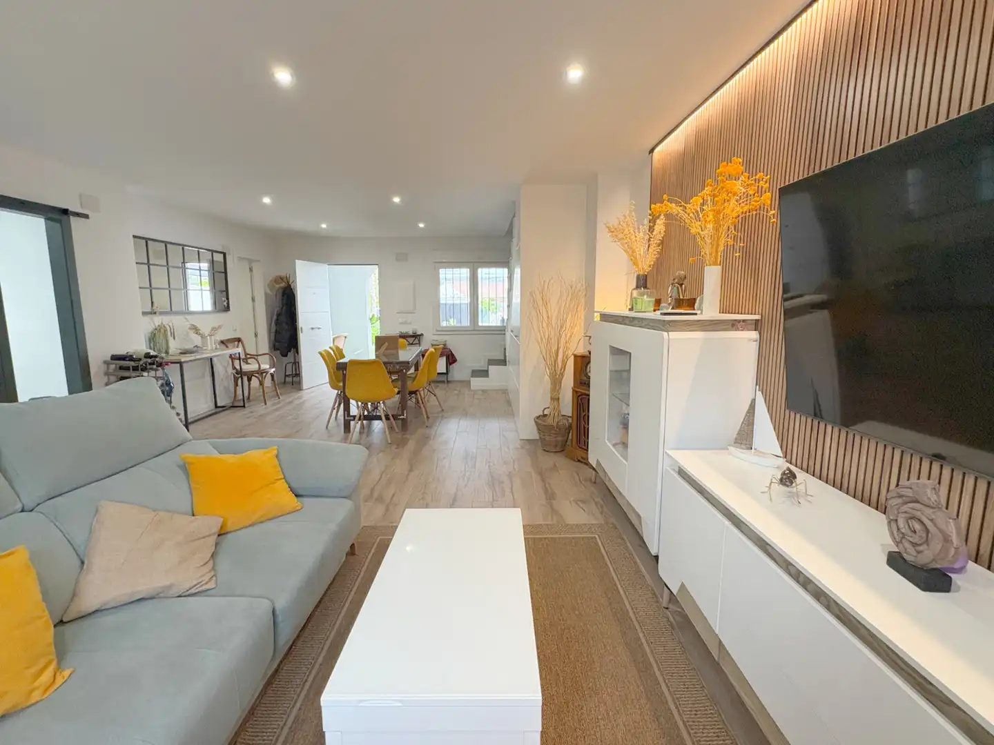 Wohnzimmer von Country house zum Verkauf in Alhaurín de la Torre mit Klimaanlage, Privatgarten und Terrasse