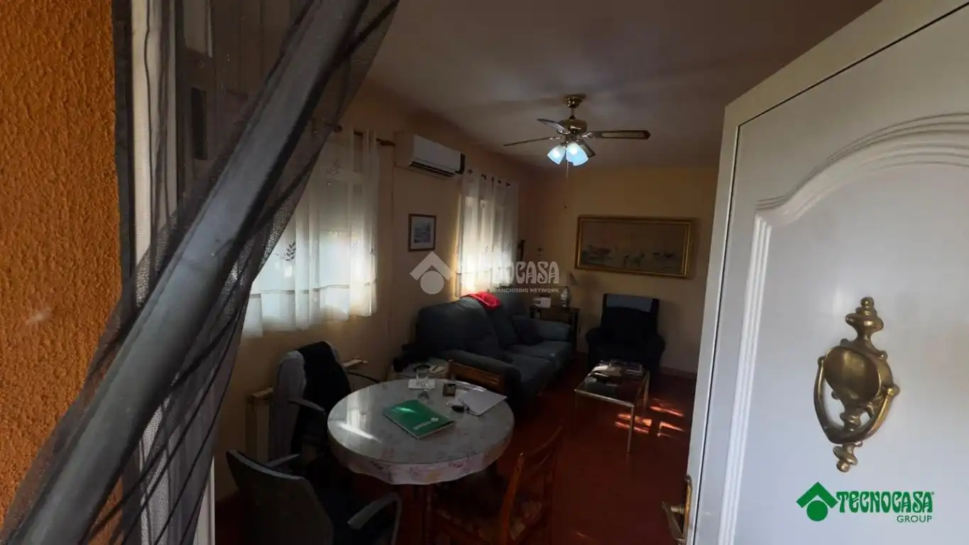 Sala de estar de Casa o chalet en venta en Illana con Aire acondicionado, Calefacción y Piscina