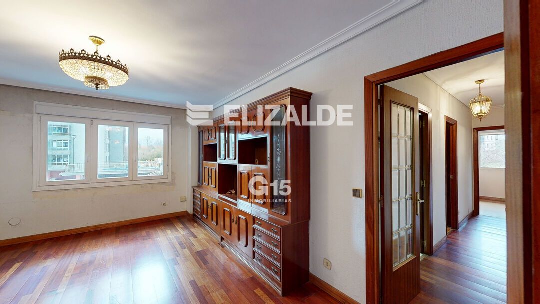Habitación de Piso en venta en Donostia - San Sebastián  con Trastero y Balcón