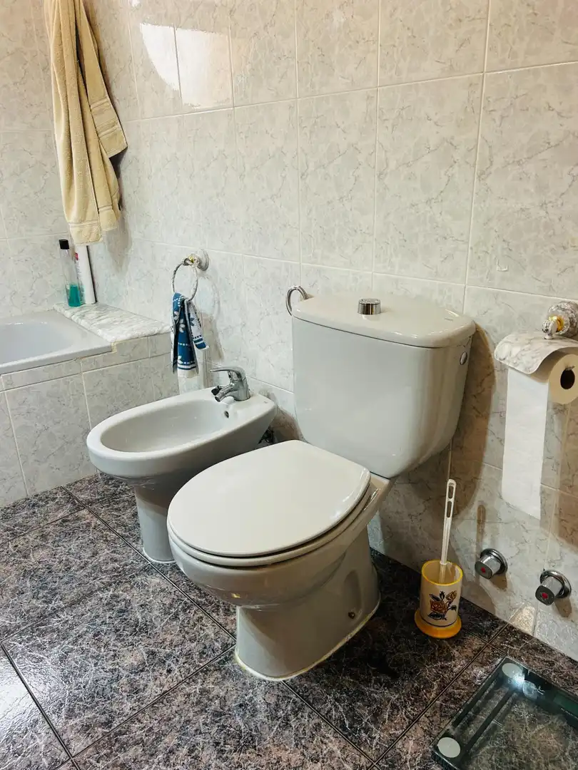 Bany de Casa o xalet en venda en Los Alcázares amb Aire condicionat, Terrassa i Moblat