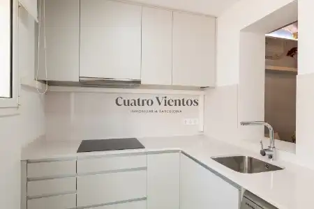 Cuina de Pis en venda en Barcelona amb Aire condicionat, Calefacció i Parquet