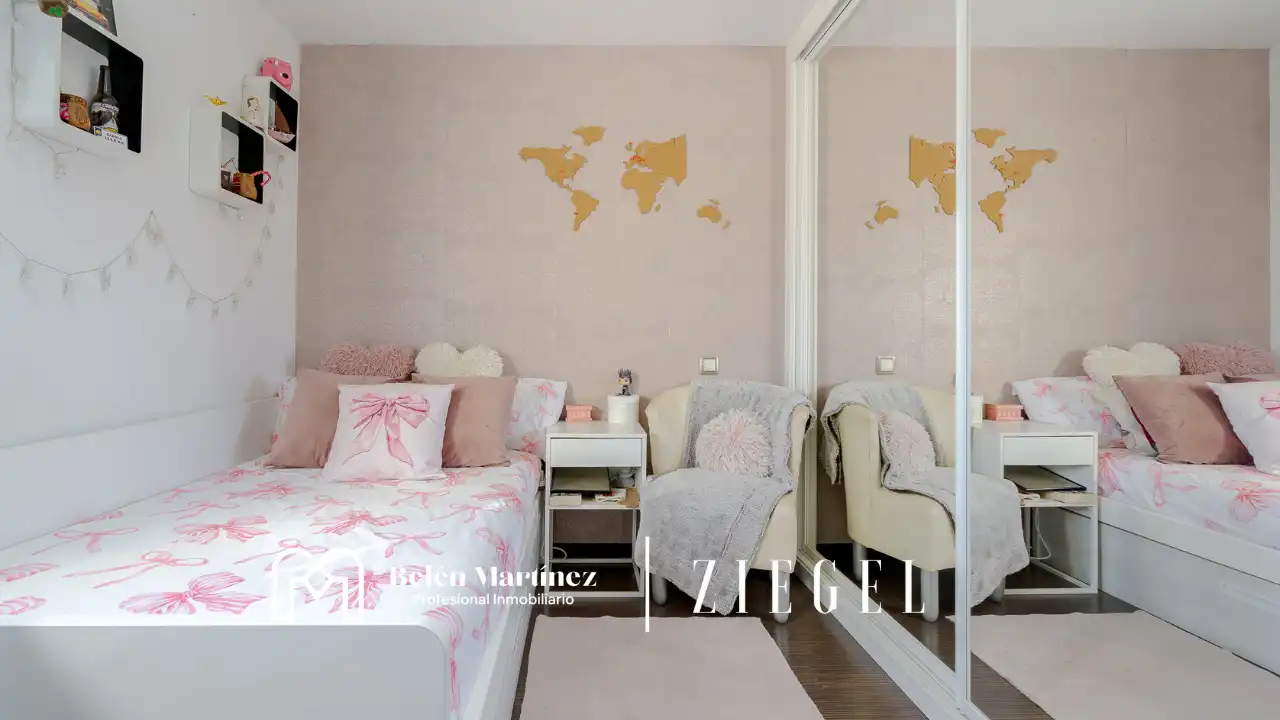 Habitación de Casa o chalet en venta en Urbanizaciones
