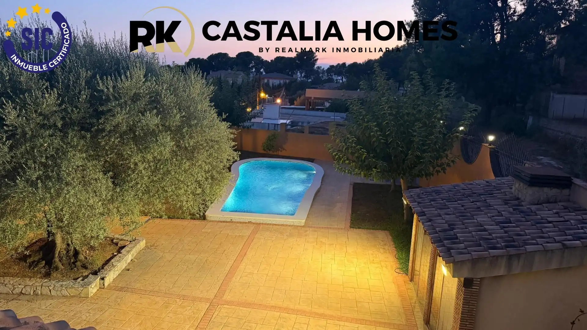 Vista exterior de Casa o xalet en venda en Borriol amb Aire condicionat, Calefacció i Jardí privat