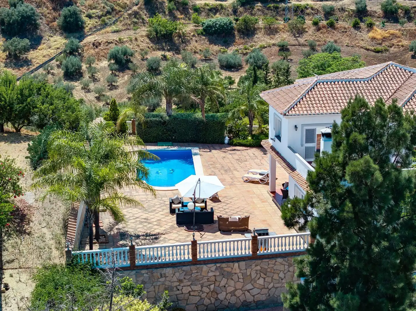Garten von Einfamilien-Reihenhaus zum Verkauf in Mijas mit Klimaanlage, Terrasse und Abstellraum