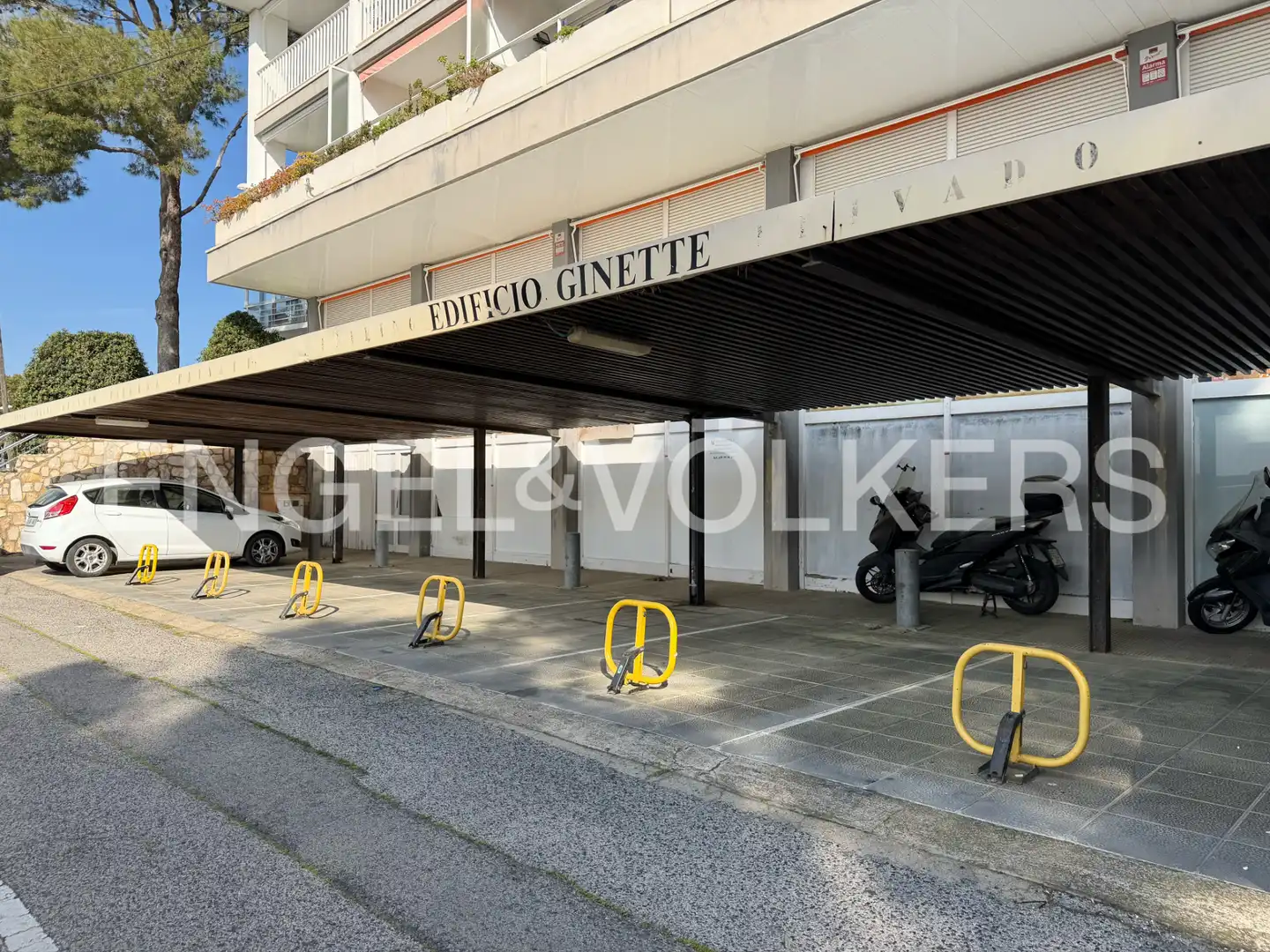 Parkplatz von Dachboden zum Verkauf in Salou mit Klimaanlage, Heizung und Terrasse