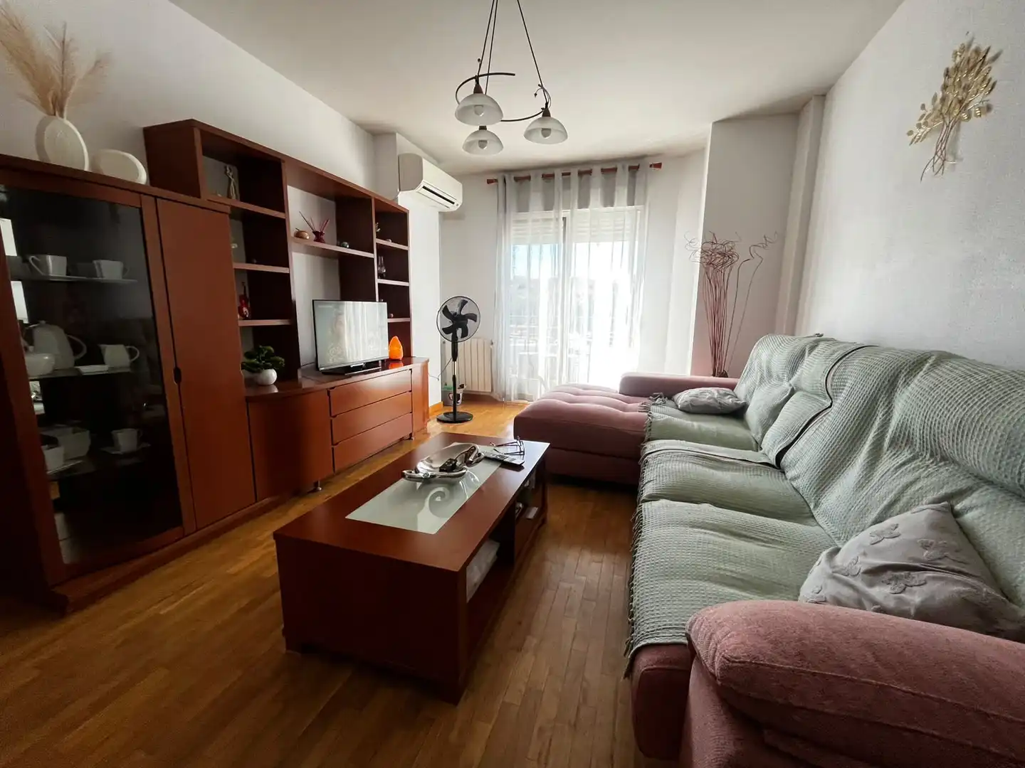 Appartement compact avec ascenseur à louer à Calle de Pedrera Baja