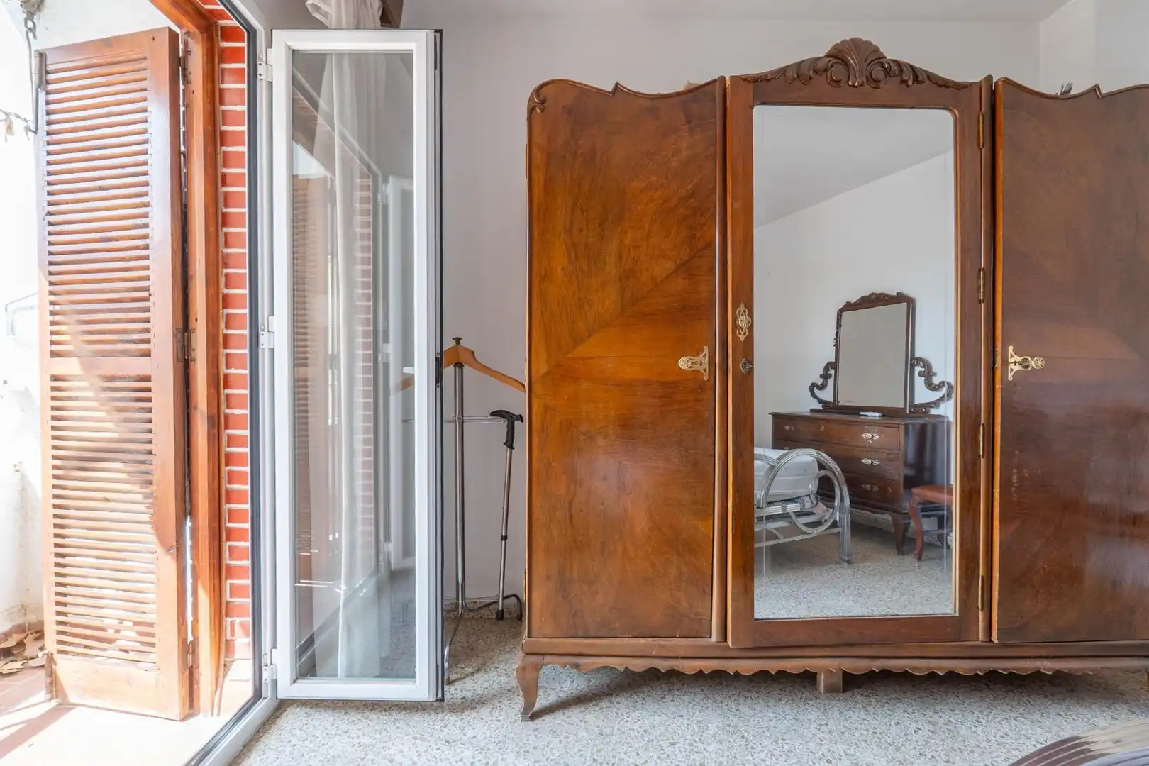 Bedroom of Flat for sale in Granada  with Air Conditioner and Balcony
