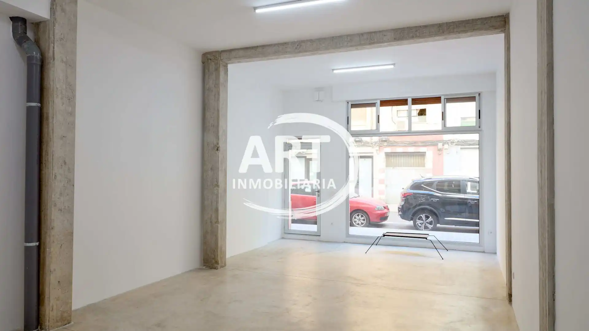 Vista exterior de Local en venta en  Valencia Capital