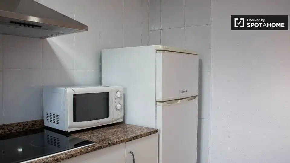 Piso con terraza en alquiler en Ciutat Vella, imagen 13