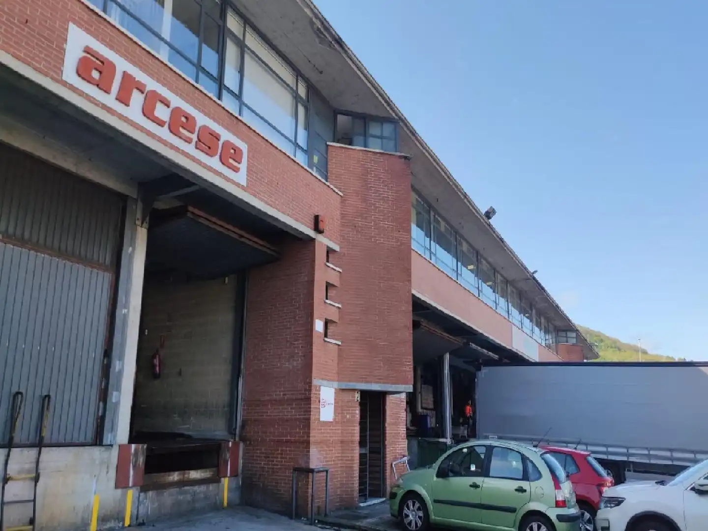 Vista exterior de Oficina en venta en Irun 