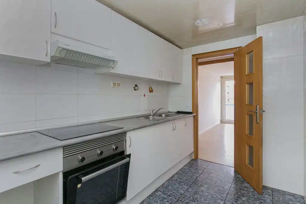 Cocina de Piso en venta en Santa Perpètua de Mogoda