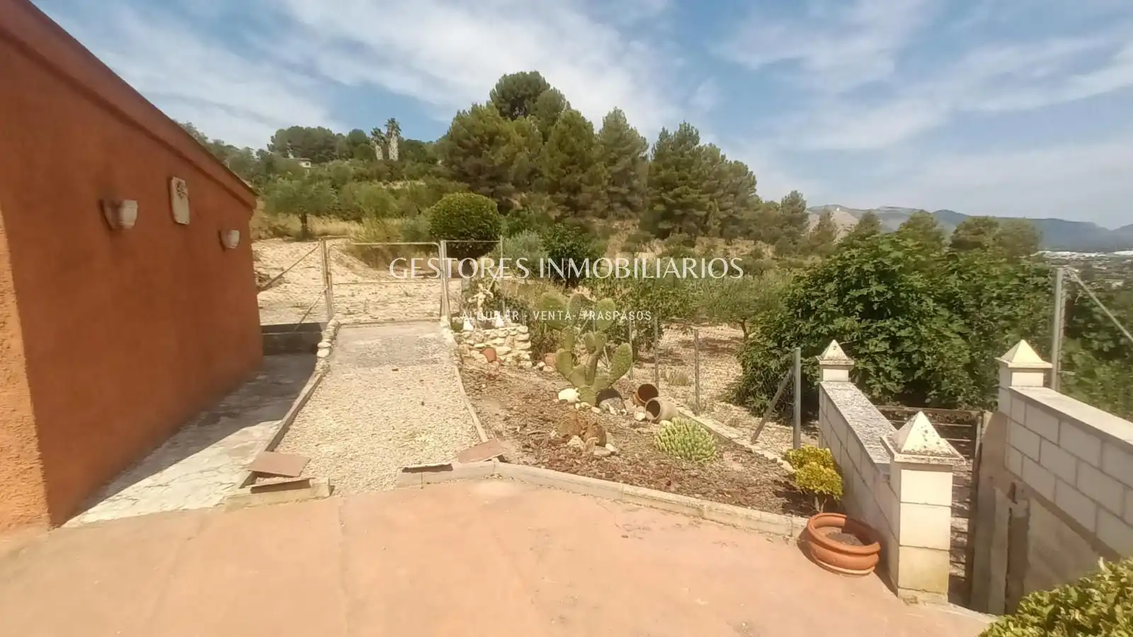 Vista exterior de Casa o xalet en venda en Cocentaina amb Aire condicionat, Traster i Piscina
