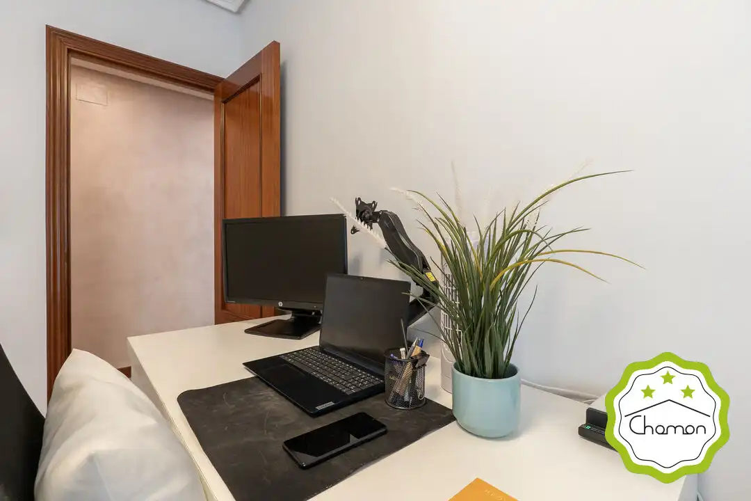 Schlafzimmer von Wohnung zum Verkauf in Bilbao  mit Heizung, Privatgarten und Abstellraum