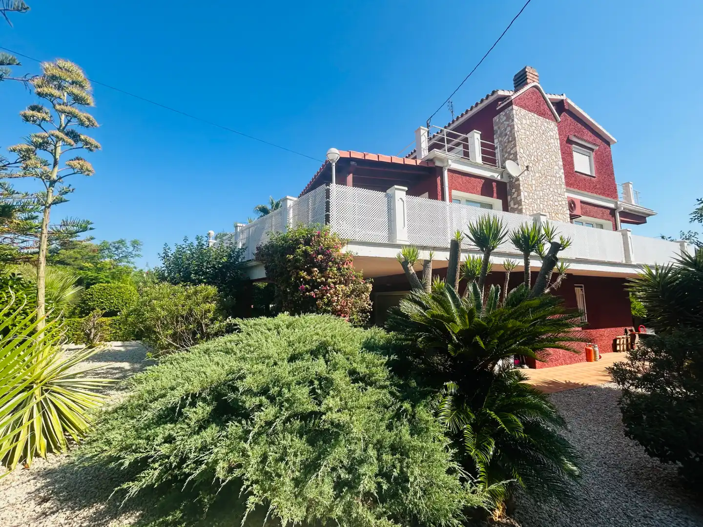Vista exterior de Casa o chalet en venta en Dénia con Aire acondicionado, Calefacción y Jardín privado