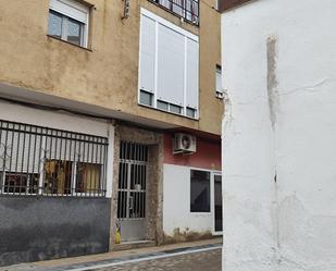 Vista exterior de Pis en venda en Mérida amb Balcó