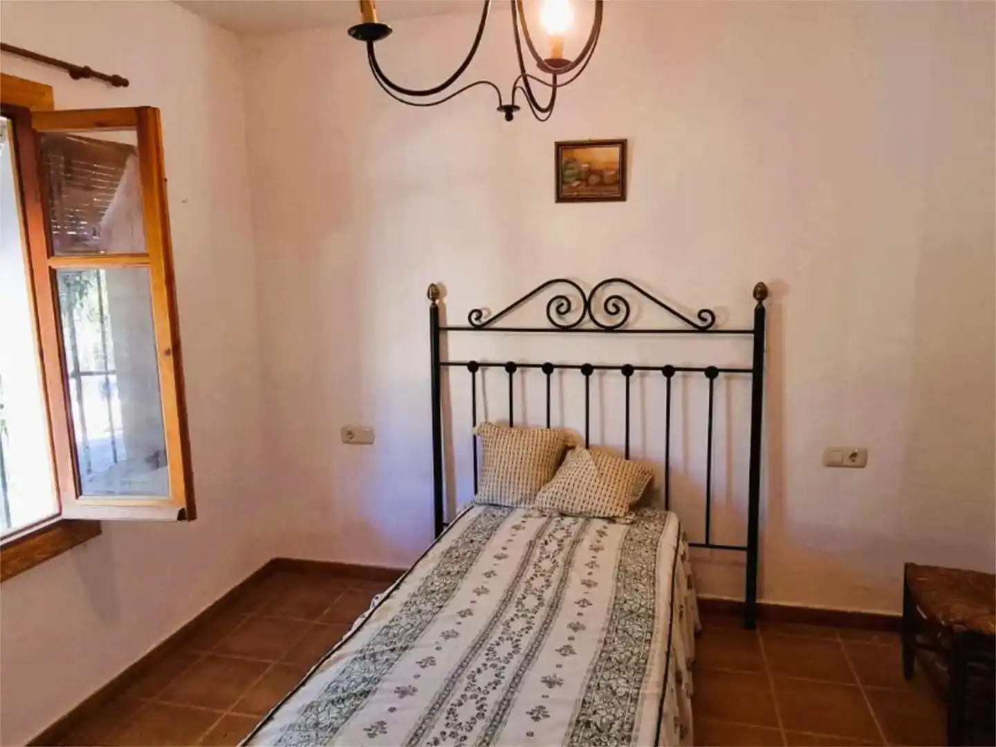 Habitación de Piso en venta en Casarabonela con Aire acondicionado, Trastero y Amueblado