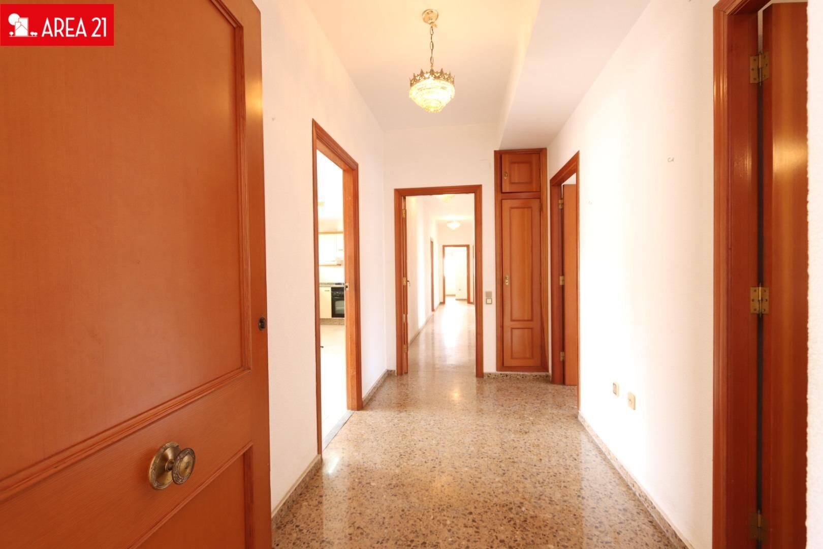 Building for sale in La Pobla de Vallbona