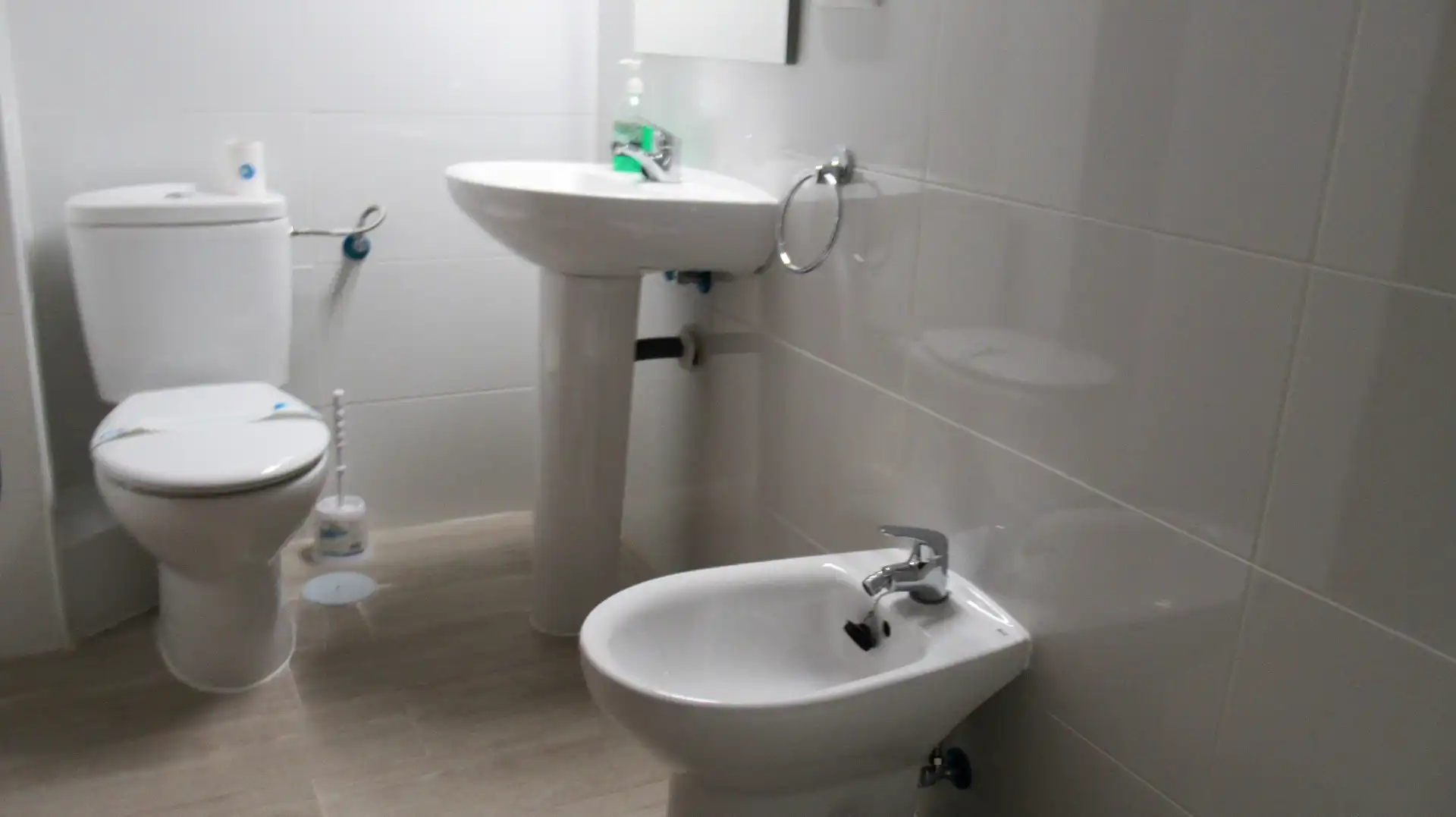 Bathroom of Flat for rent in Badajoz  with Furnished, Washing machine and Microwave