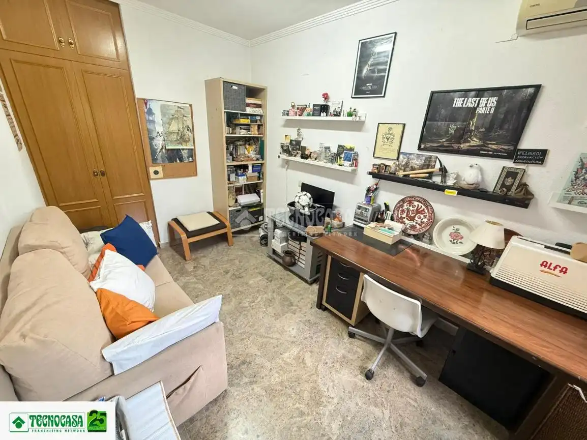 Flat for sale in Ciudad Real  with Air Conditioner and Heating