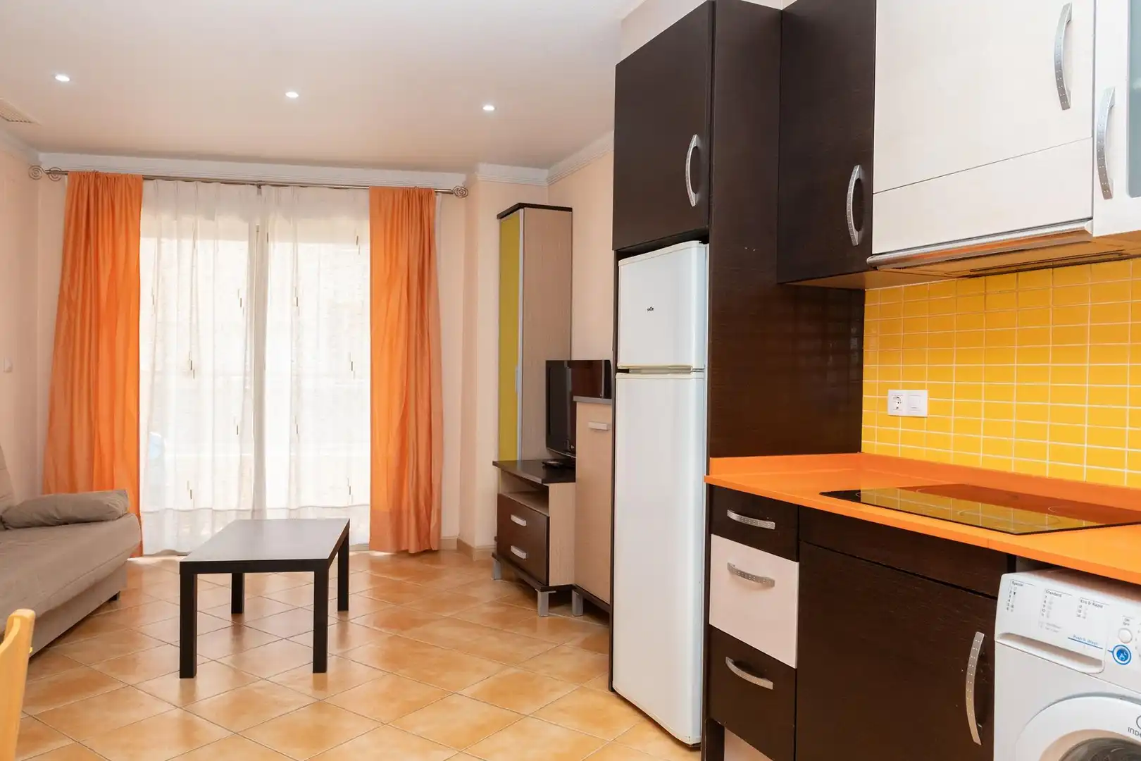Cuina de Apartament en venda en Formentera del Segura amb Aire condicionat, Terrassa i Moblat