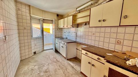 Foto 3 de Piso en venta en Flores de Sil - La Placa, Ponferrada