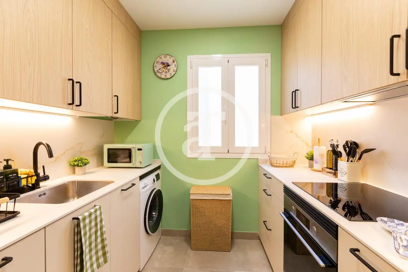 Kitchen of Flat for rent in Madrid  with Air Conditioner, Heating and Furnished