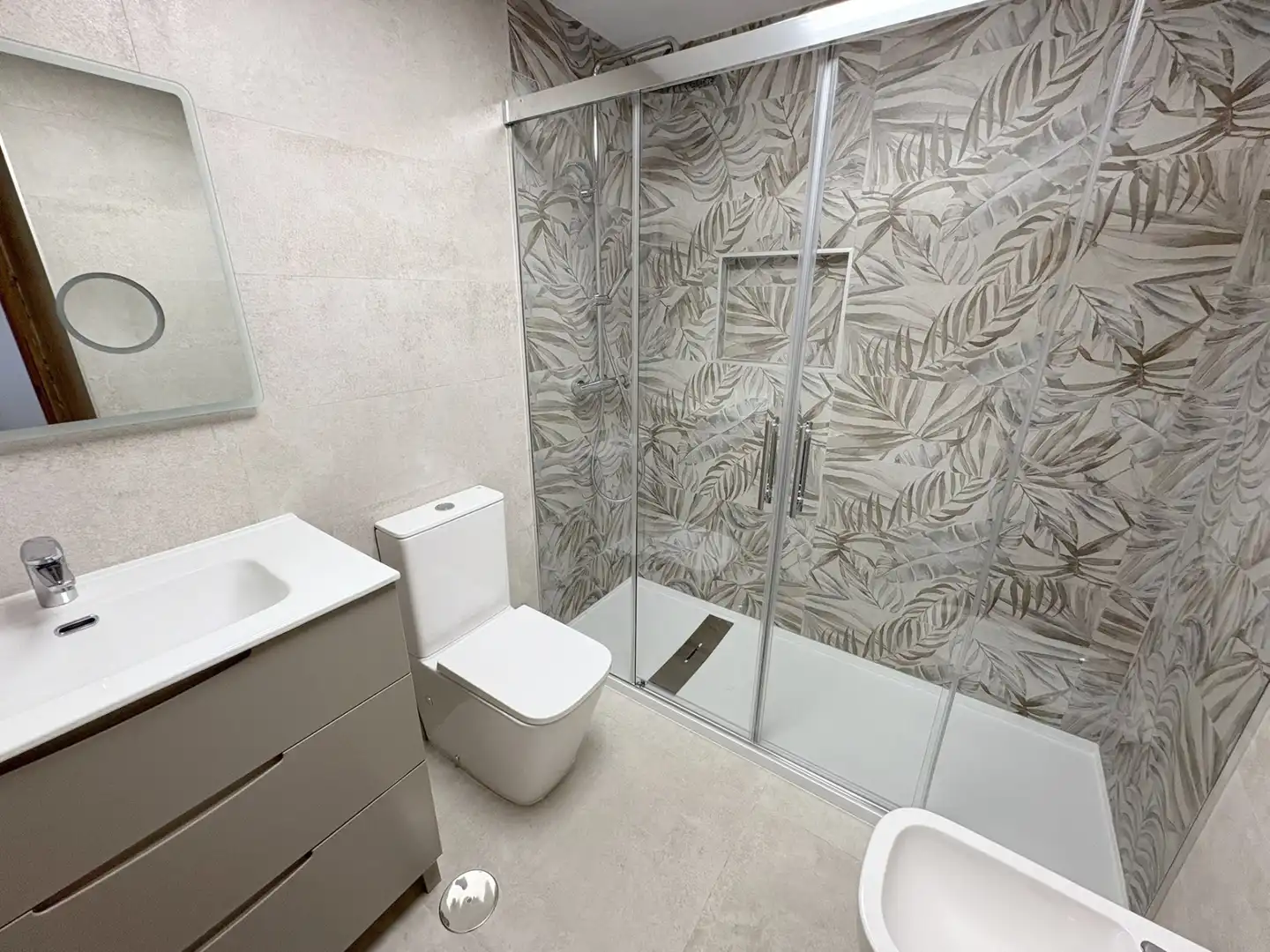 Flat for sale in Calle Andres Segovia, El Pinillo