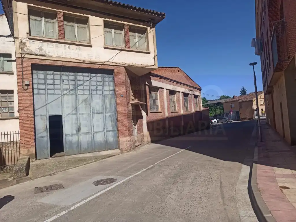 Nau industrial en venda a Nájera, imagen 2