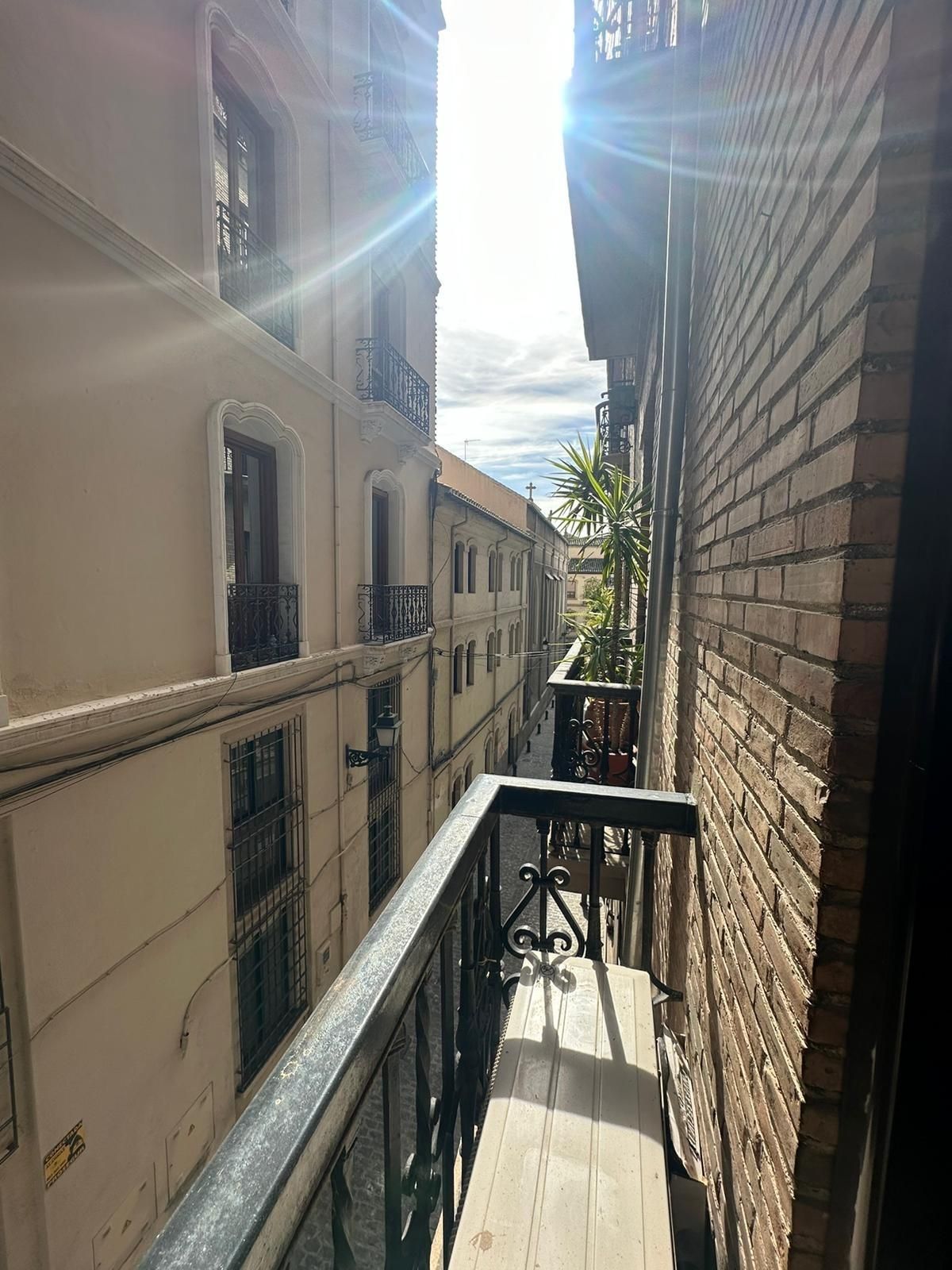 Exterior view of Flat for rent in  Granada Capital  with Balcony