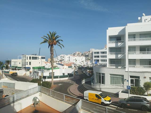 Apartamento en Venta en Calle Antonio González Barrios en Puerto de Santiago