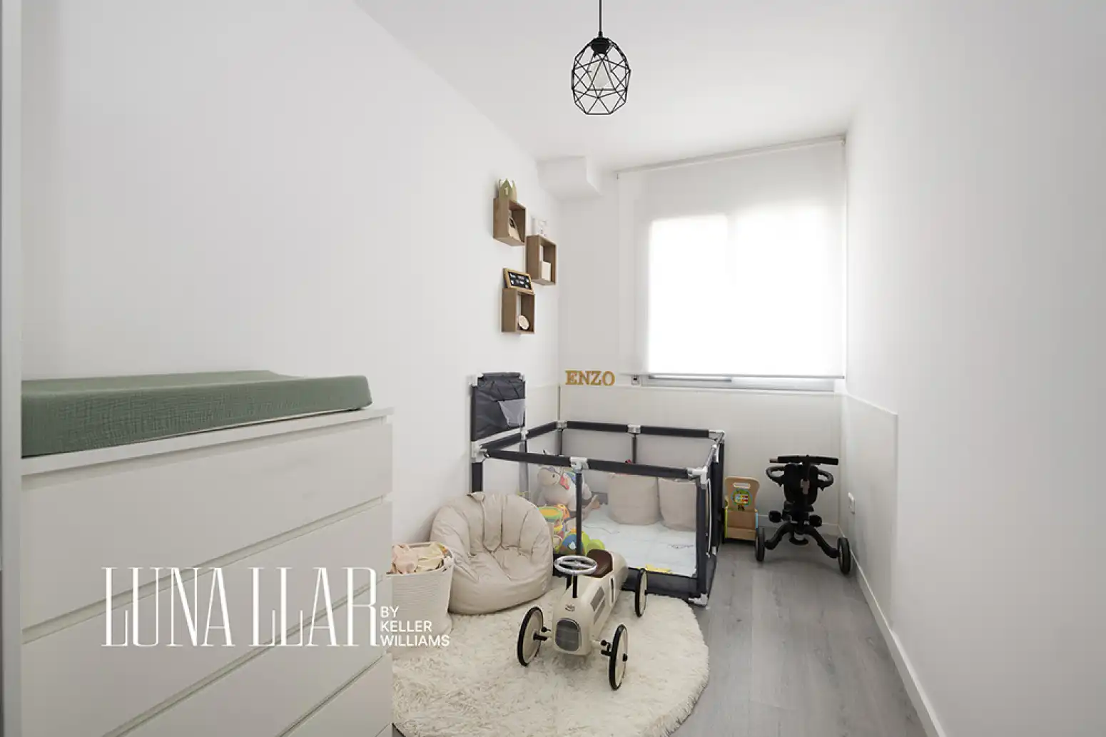 Schlafzimmer von Dachboden zum Verkauf in Cambrils mit Klimaanlage, Heizung und Privatgarten