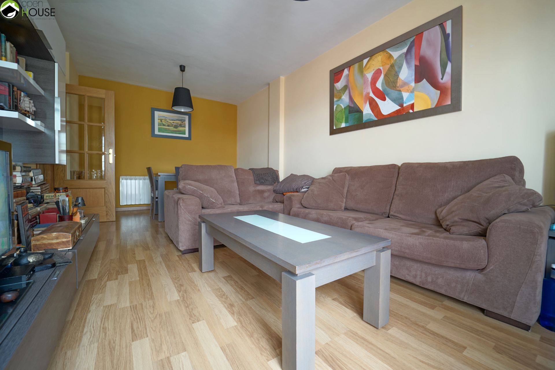 Sala d'estar de Pis de lloguer en Cájar amb Calefacció, Moblat i Forn