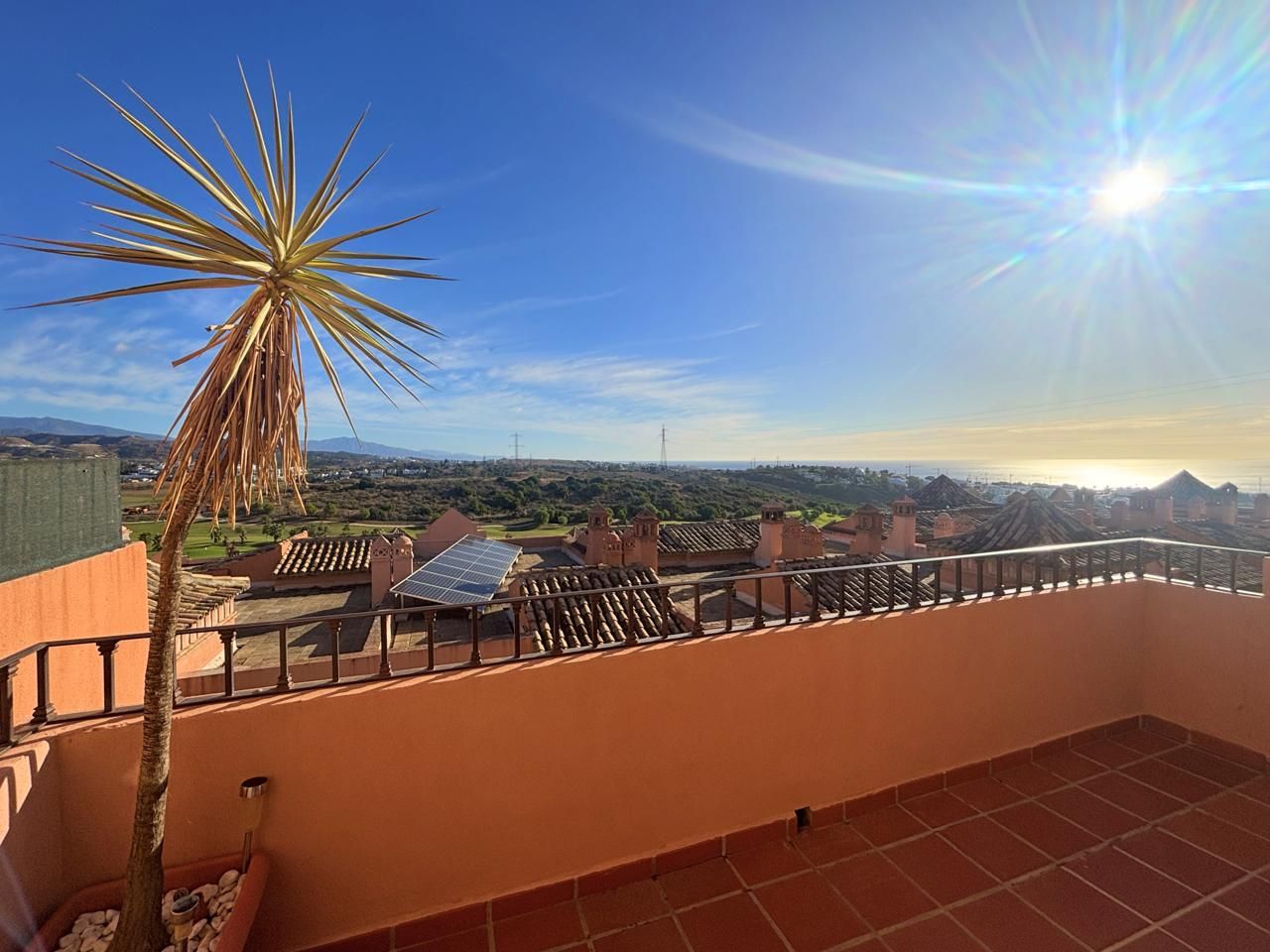 Exterior view of Single-family semi-detached for sale in Estepona  with Air Conditioner, Heating and Terrace