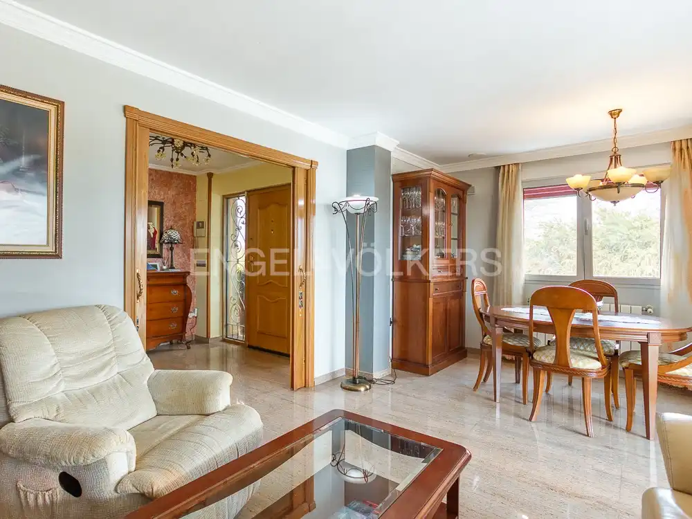 Sala d'estar de Casa o xalet en venda en Oliva amb Aire condicionat, Calefacció i Terrassa