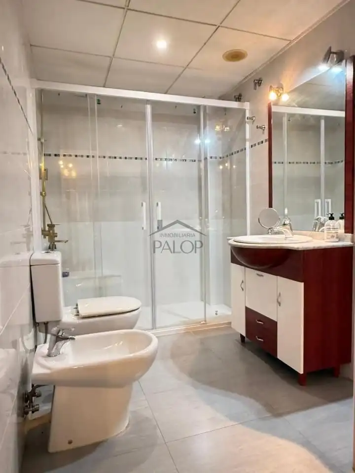 Bathroom of Attic for sale in Carcaixent  with Balcony