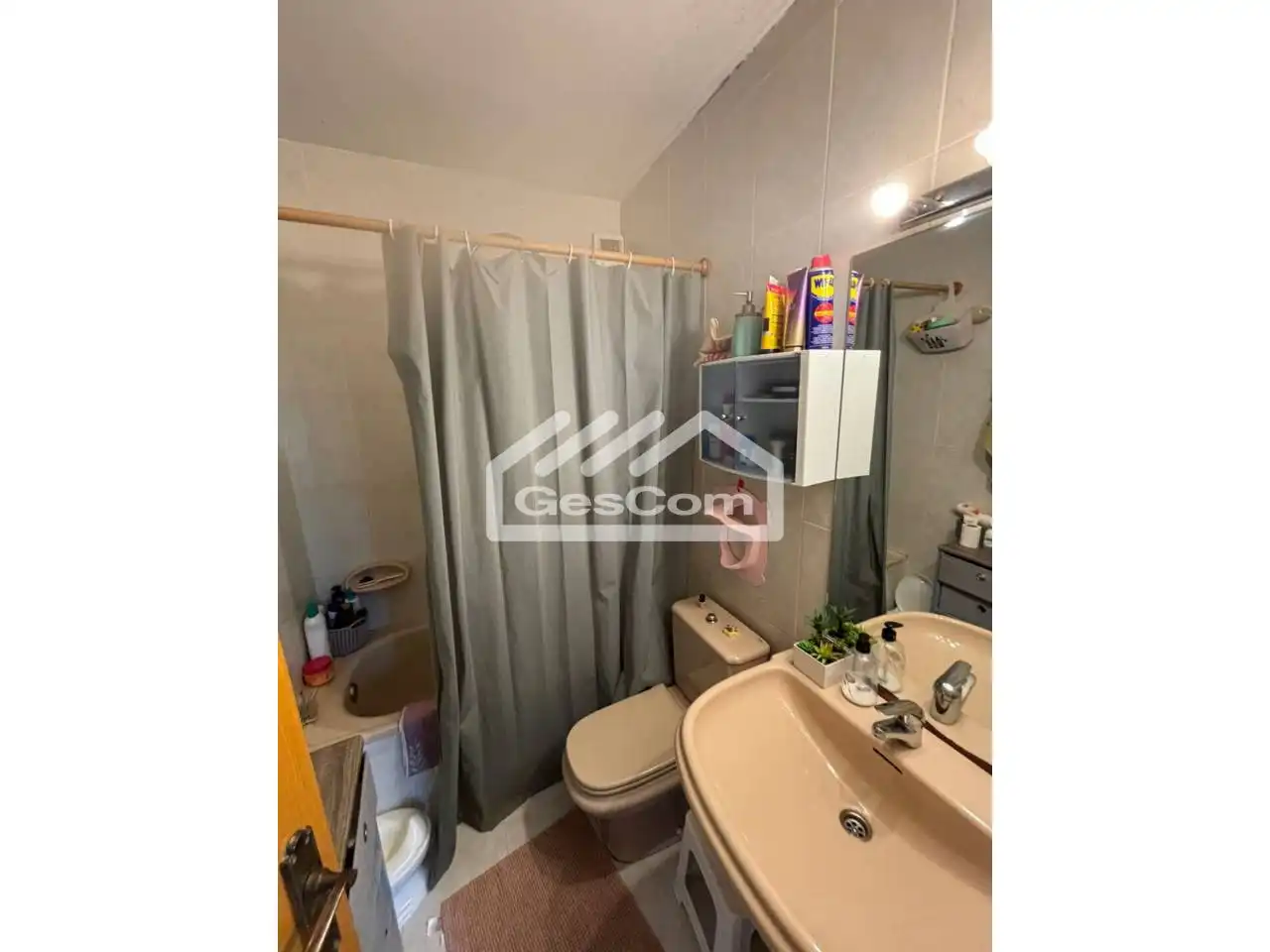 Baño de Piso en venta en Encamp