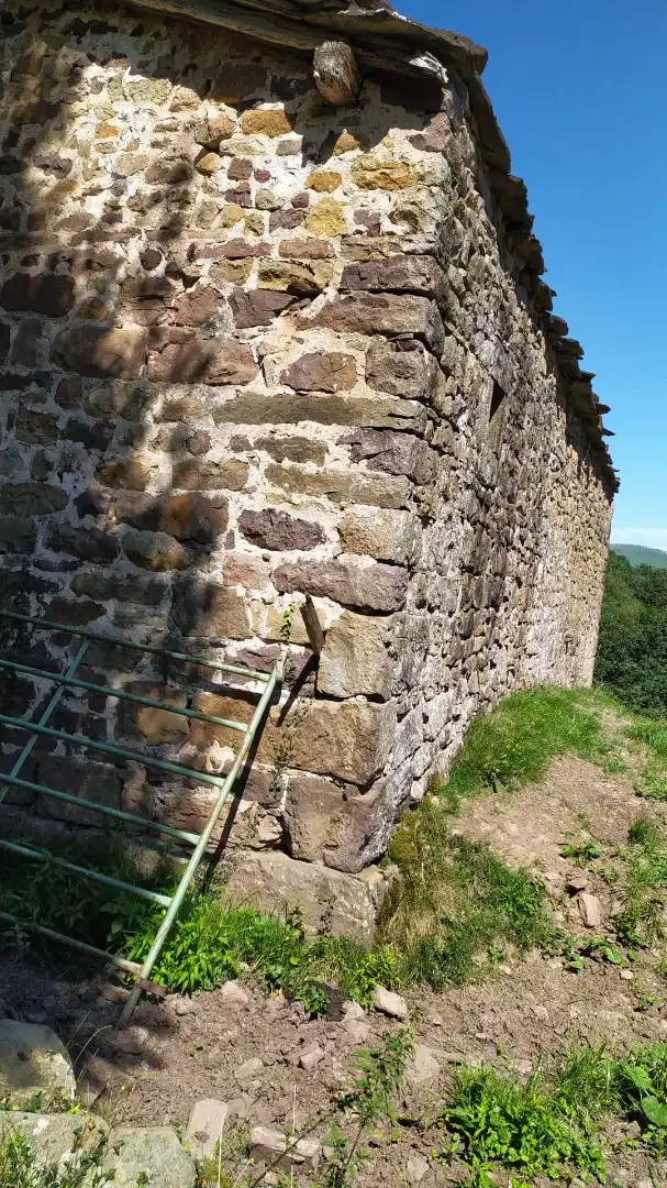 Vista exterior de Casa o xalet en venda en Vega de Pas amb Jardí privat