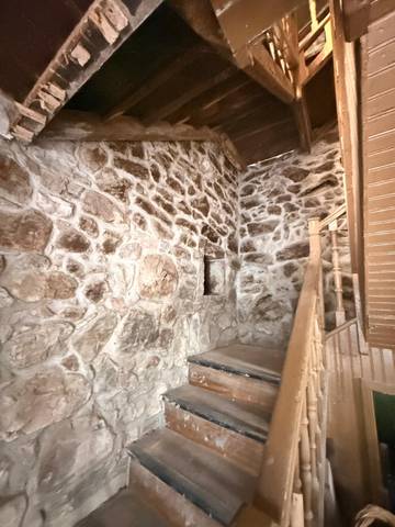 Casa adosada en Venta en Proaza