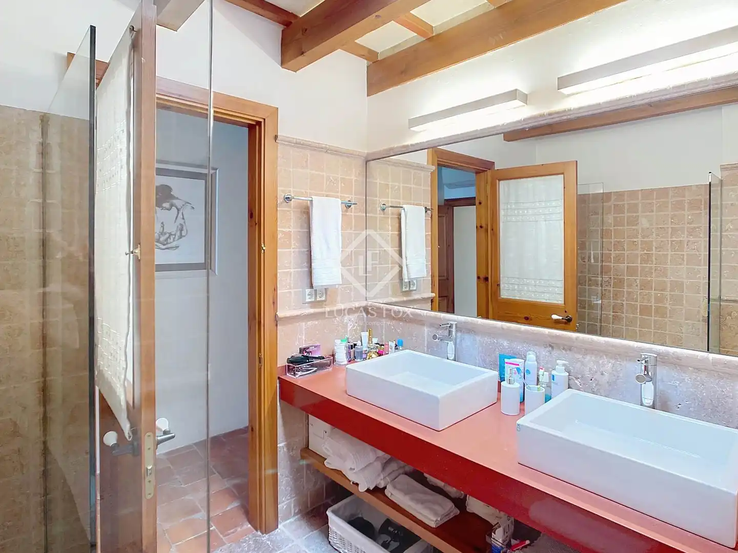 Badezimmer von Haus oder Chalet zum Verkauf in Ciutadella de Menorca mit Klimaanlage, Heizung und Privatgarten