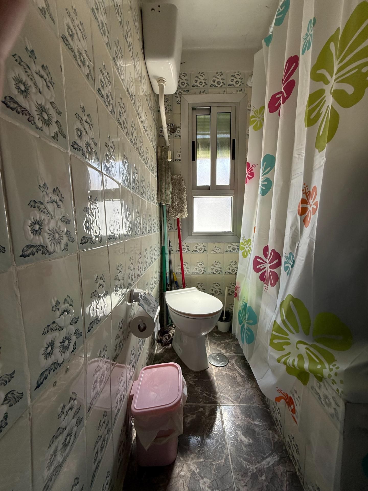 Flat for sale in Calle GAVILAN, Los Pájaros, Cerro - Amate,  Sevilla Capital