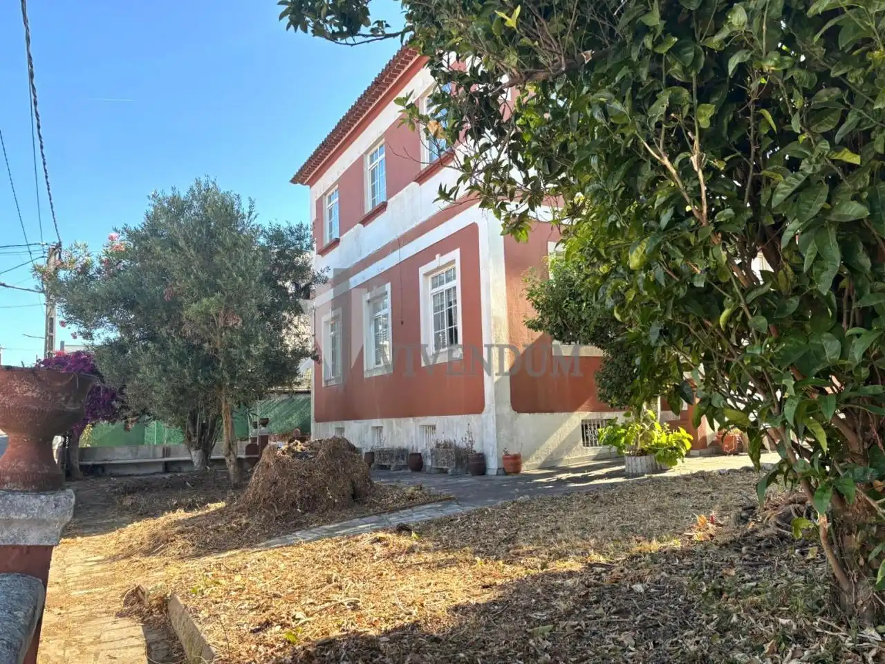 Casa con jardín en venta en Alcabre