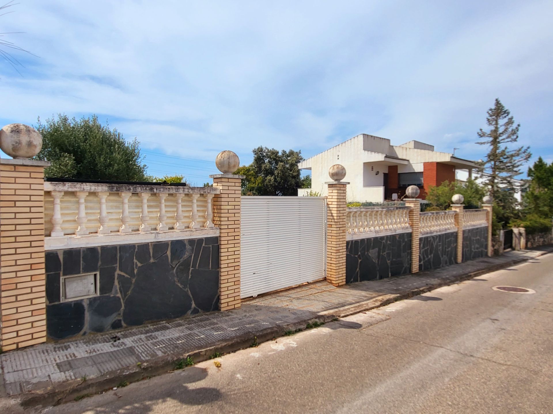 Außenansicht von Residential zum verkauf in La Pobla de Montornès  