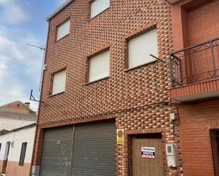 Exterior view of Single-family semi-detached for sale in Alcolea de Calatrava